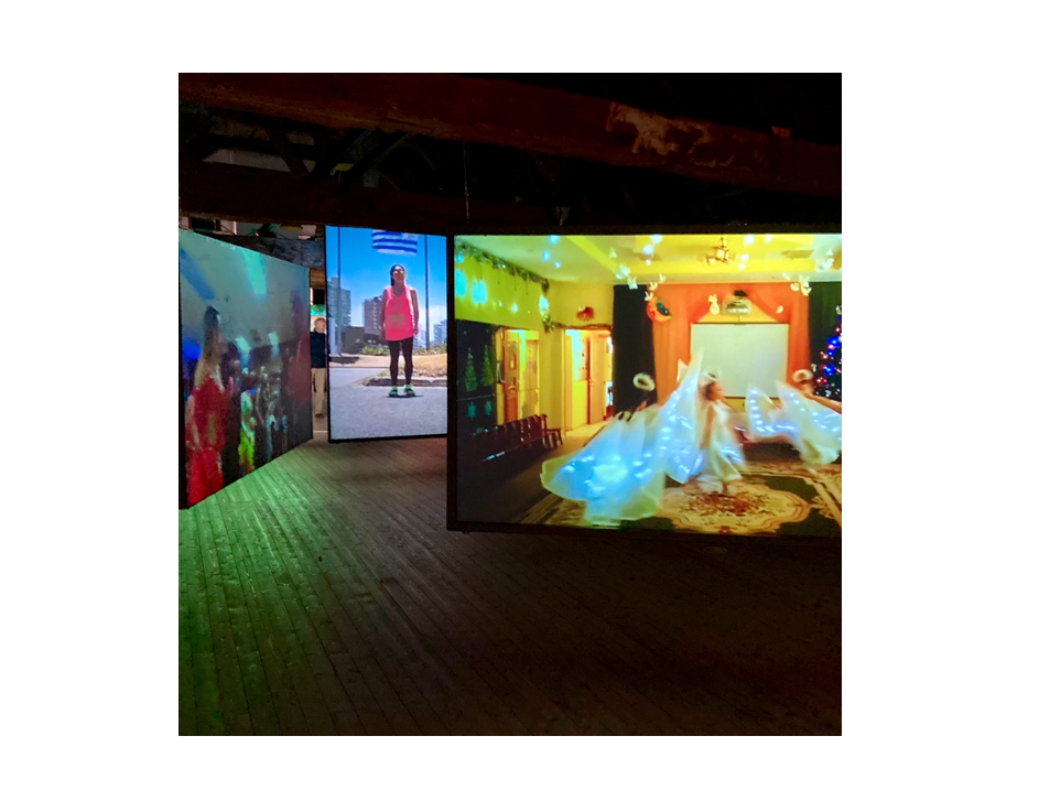 UNIVERSAL TONGUE Anouk Kruithof